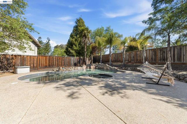1548 Klondike Pl, Livermore, CA 94550