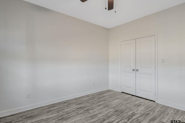 143 Cr 2724, Mineola, TX 75773