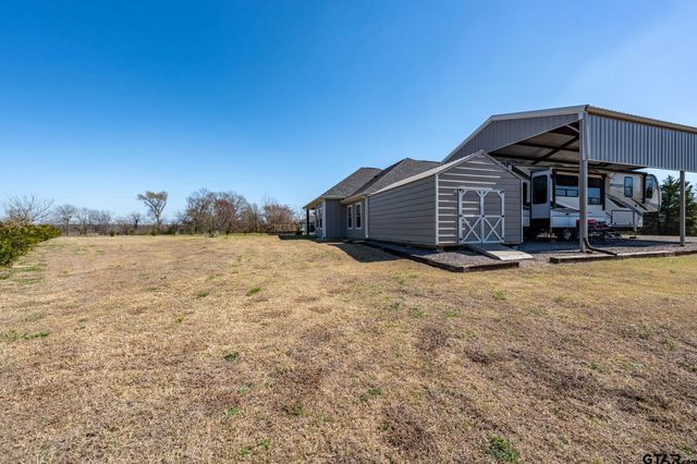 143 Cr 2724, Mineola, TX 75773