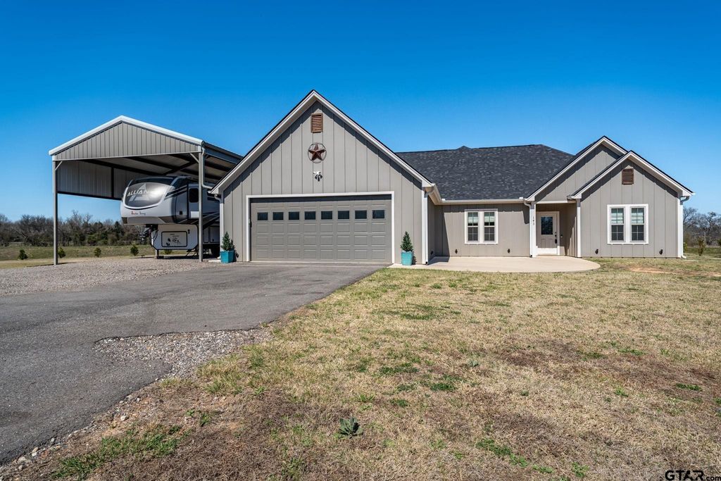 143 Cr 2724, Mineola, TX 75773