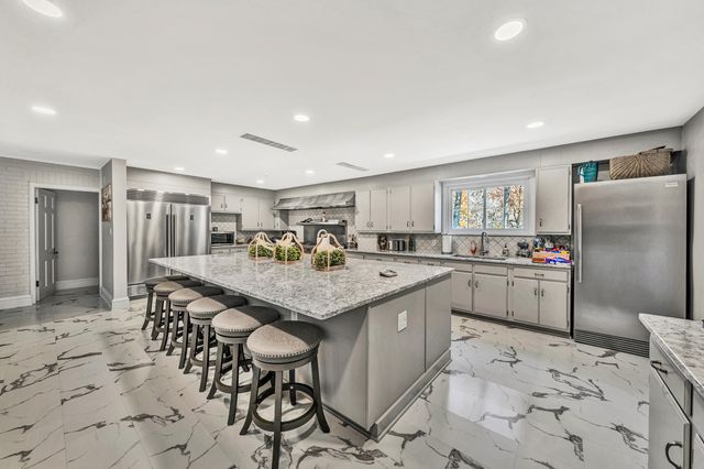 750 Penn Hall RD, Union Hall, VA 24176