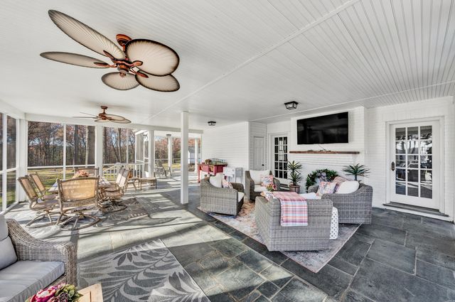 750 Penn Hall RD, Union Hall, VA 24176