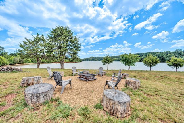 750 Penn Hall RD, Union Hall, VA 24176