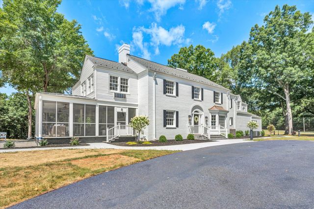 750 Penn Hall RD, Union Hall, VA 24176