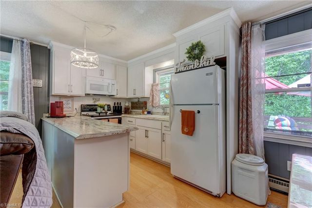 153 Lake Lemar Road, Reidsville, NC 27320