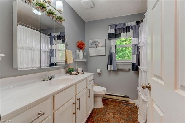 153 Lake Lemar Road, Reidsville, NC 27320