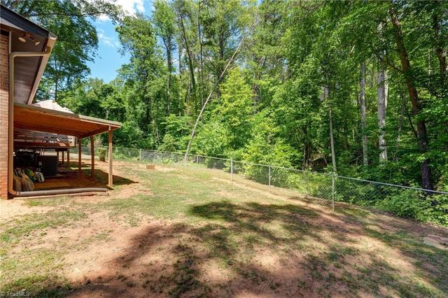153 Lake Lemar Road, Reidsville, NC 27320
