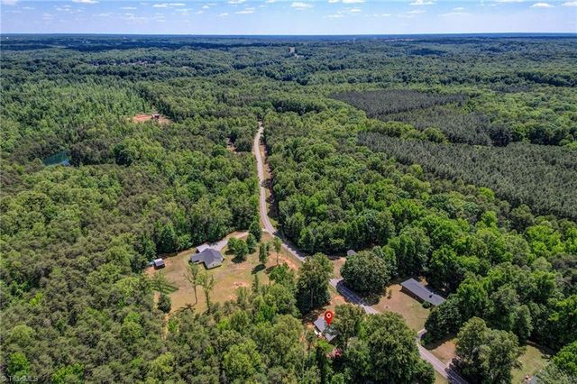 153 Lake Lemar Road, Reidsville, NC 27320