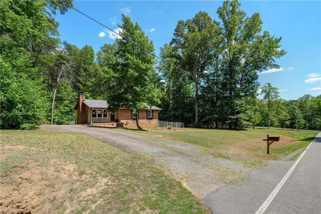 153 Lake Lemar Road, Reidsville, NC 27320