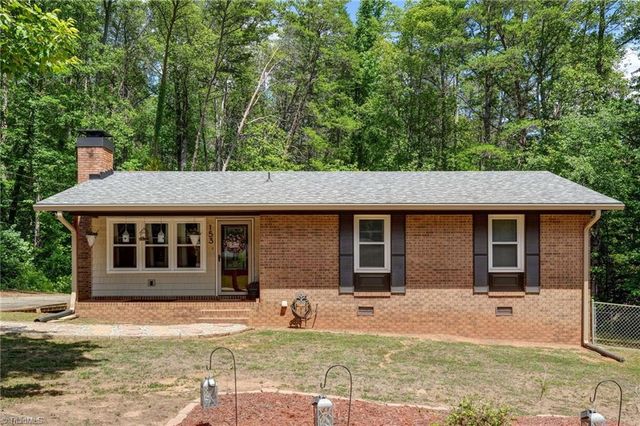 153 Lake Lemar Road, Reidsville, NC 27320