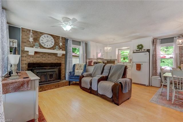 153 Lake Lemar Road, Reidsville, NC 27320