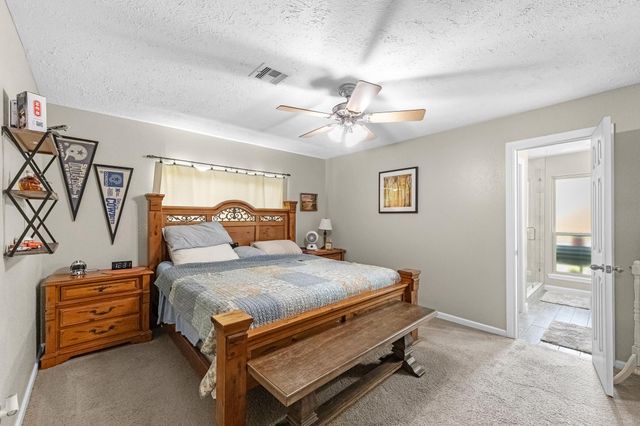 2355 Farriers Bend Drive, Friendswood, TX 77546