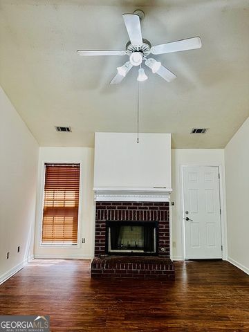 106 Ridgefield Circle, Lagrange, GA 30241