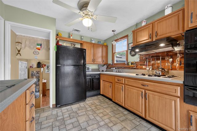 190 Oakwood Road, Huntington Station, NY 11746