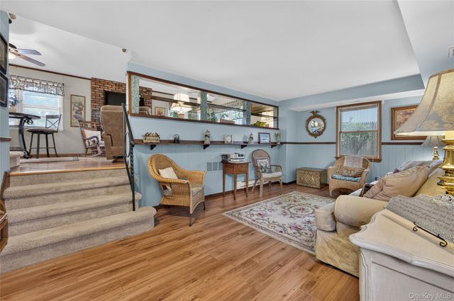 190 Oakwood Road, Huntington Station, NY 11746