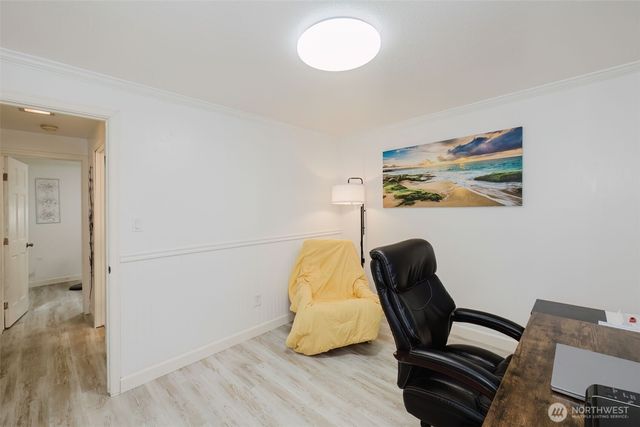 360 Kingsway W, Bremerton, WA 98312