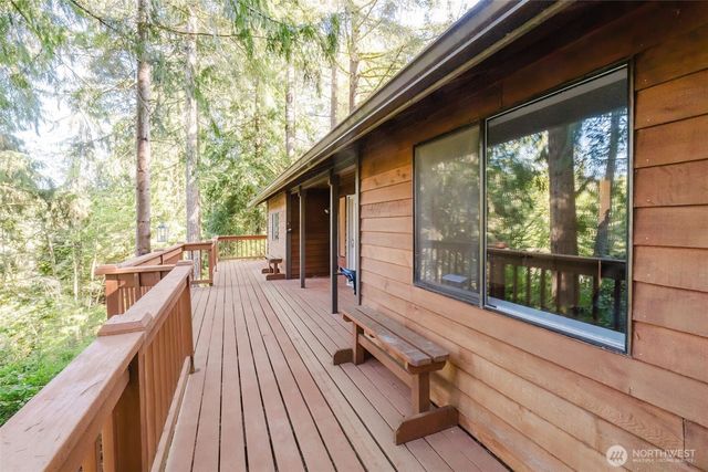 360 Kingsway W, Bremerton, WA 98312