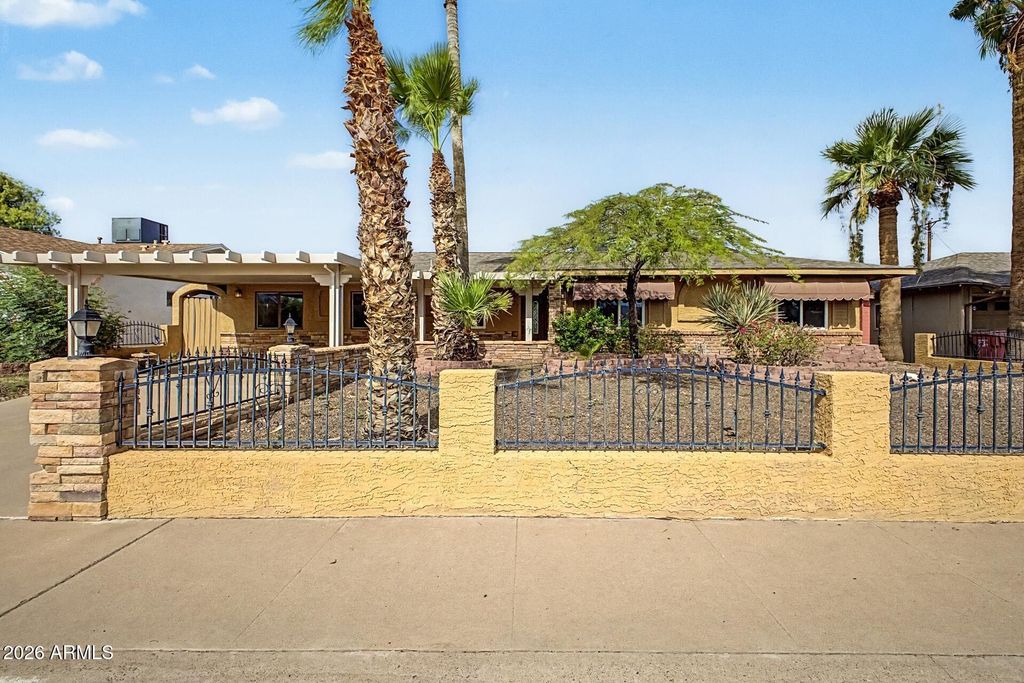 2116 N 68TH Place, Scottsdale, AZ 85257 — photo 2