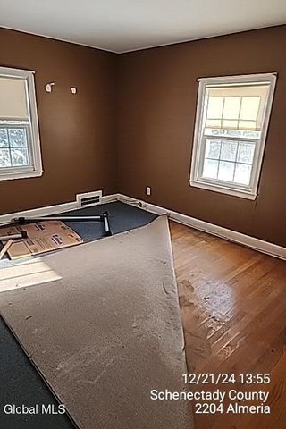 2204 Almeria Road, Niskayuna, NY 12309