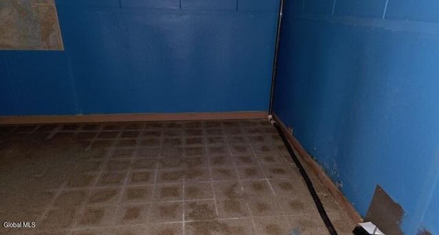 2204 Almeria Road, Niskayuna, NY 12309