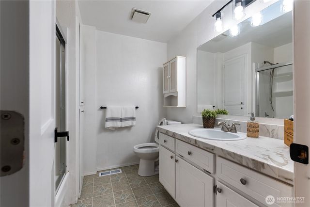 531 NW Fairhaven Drive, Oak Harbor, WA 98277