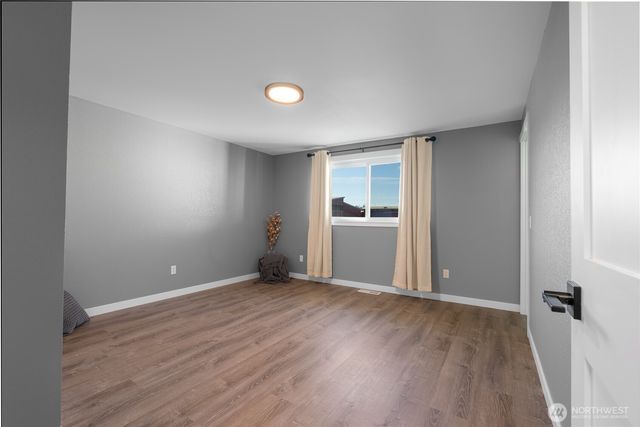 531 NW Fairhaven Drive, Oak Harbor, WA 98277