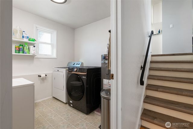 531 NW Fairhaven Drive, Oak Harbor, WA 98277