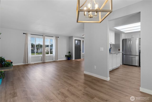 531 NW Fairhaven Drive, Oak Harbor, WA 98277