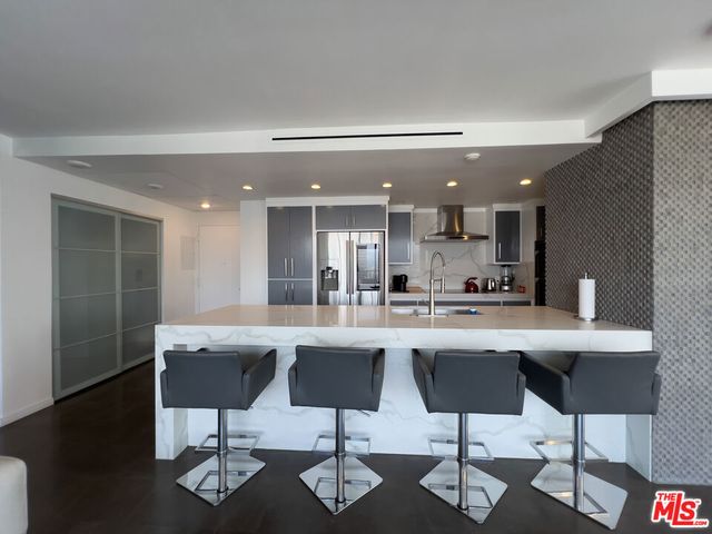 2160 Century Park East 2112, Los Angeles, CA 90067