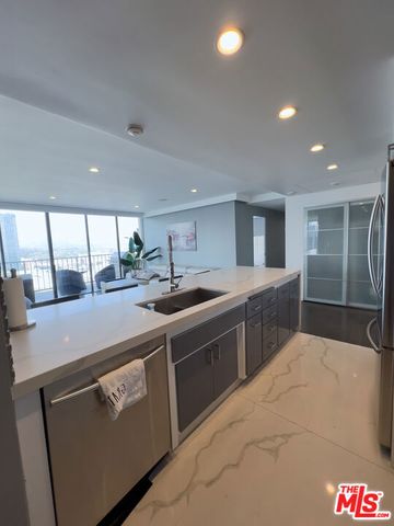 2160 Century Park East 2112, Los Angeles, CA 90067