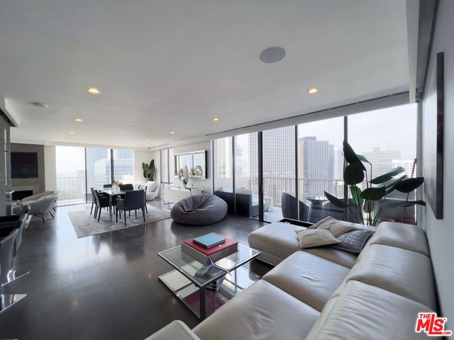 2160 Century Park East 2112, Los Angeles, CA 90067