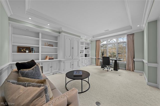 31900 Pinetree Road, Pepper Pike, OH 44124