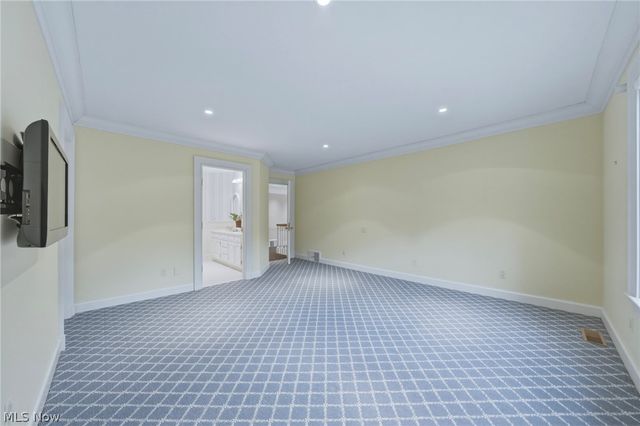 31900 Pinetree Road, Pepper Pike, OH 44124