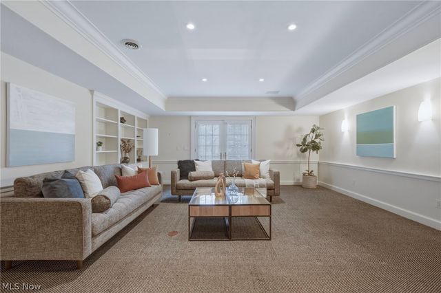 31900 Pinetree Road, Pepper Pike, OH 44124