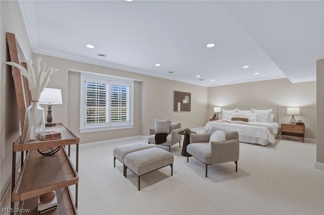 31900 Pinetree Road, Pepper Pike, OH 44124