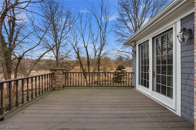 31900 Pinetree Road, Pepper Pike, OH 44124