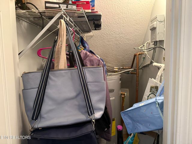 320 Chilhowee School Rd, Seymour, TN 37865