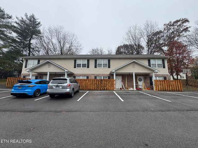 320 Chilhowee School Rd, Seymour, TN 37865