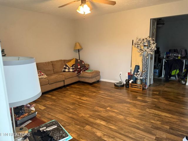 320 Chilhowee School Rd, Seymour, TN 37865