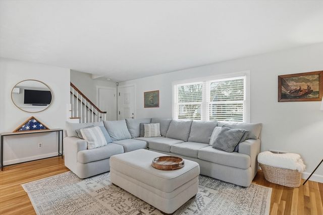 42 Matthies St, Beverly, MA 01915