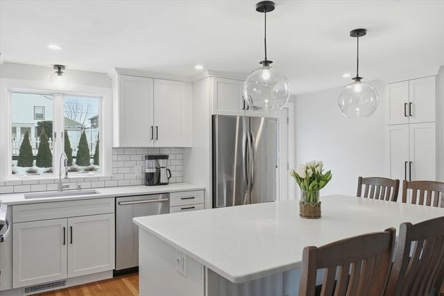 42 Matthies St, Beverly, MA 01915