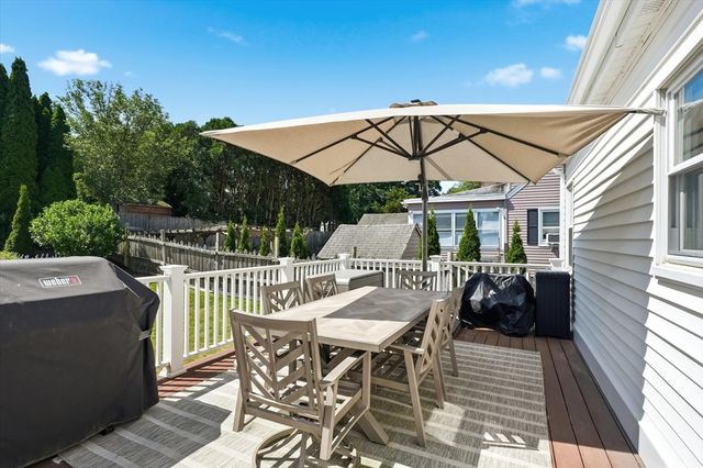42 Matthies St, Beverly, MA 01915