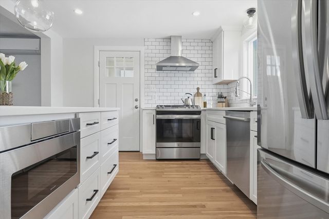 42 Matthies St, Beverly, MA 01915