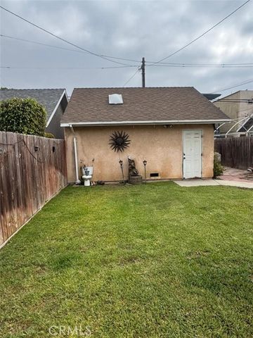 348 Daisy Avenue, Long Beach, CA 90802
