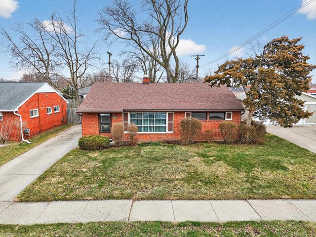 26206 Dale Court, Roseville, MI 48066