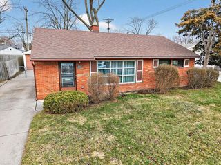 26206 Dale Court, Roseville, MI 48066