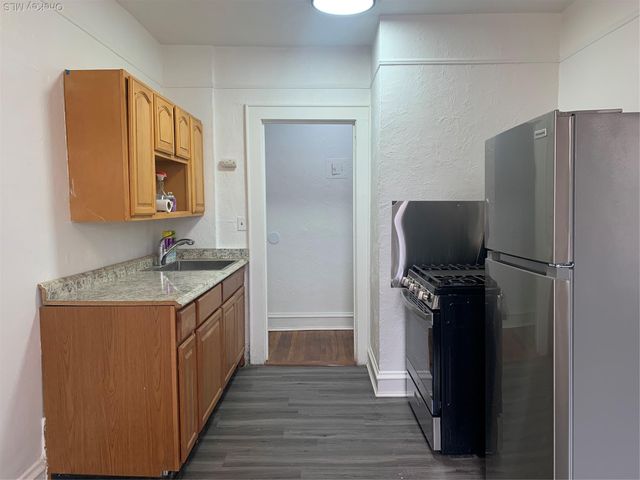 203 Willis Avenue 3E, Mineola, NY 11501