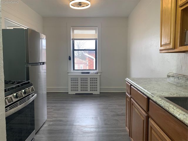 203 Willis Avenue 3E, Mineola, NY 11501