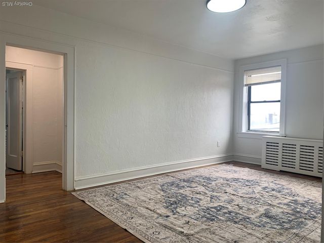 203 Willis Avenue 3E, Mineola, NY 11501