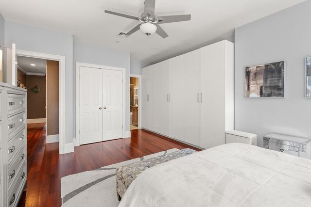 19 Bay State Road 4, Boston, MA 02215